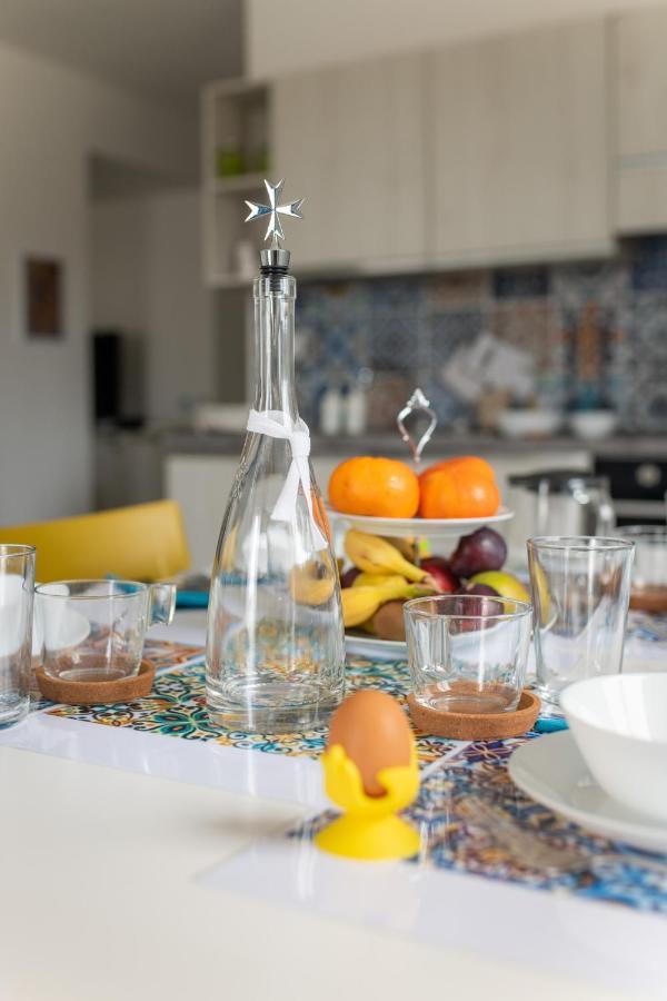 Sliema, Villa Savoia Luxury Apartment For 5 Guests Gzira Esterno foto