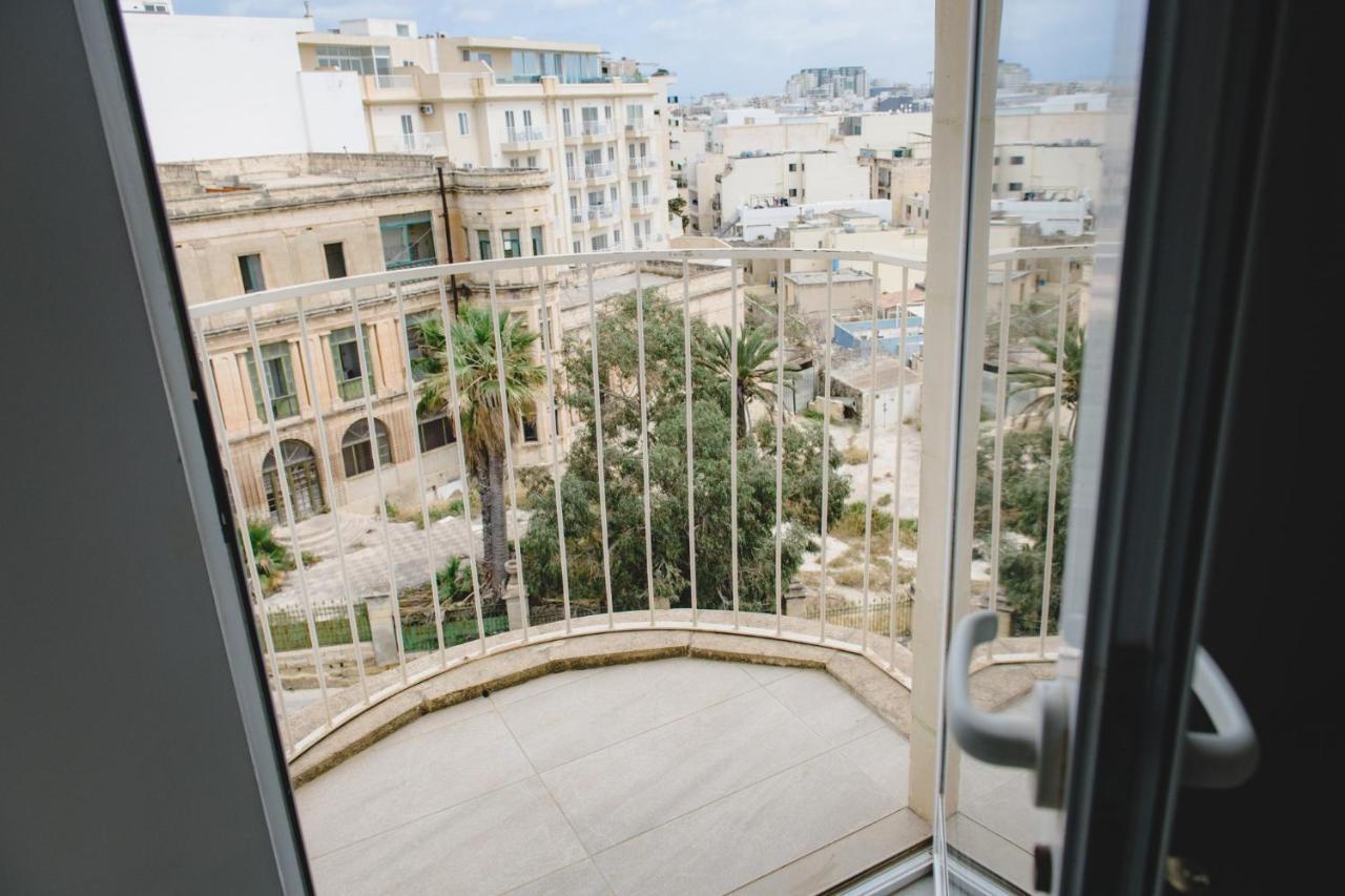 Sliema, Villa Savoia Luxury Apartment For 5 Guests Gzira Esterno foto