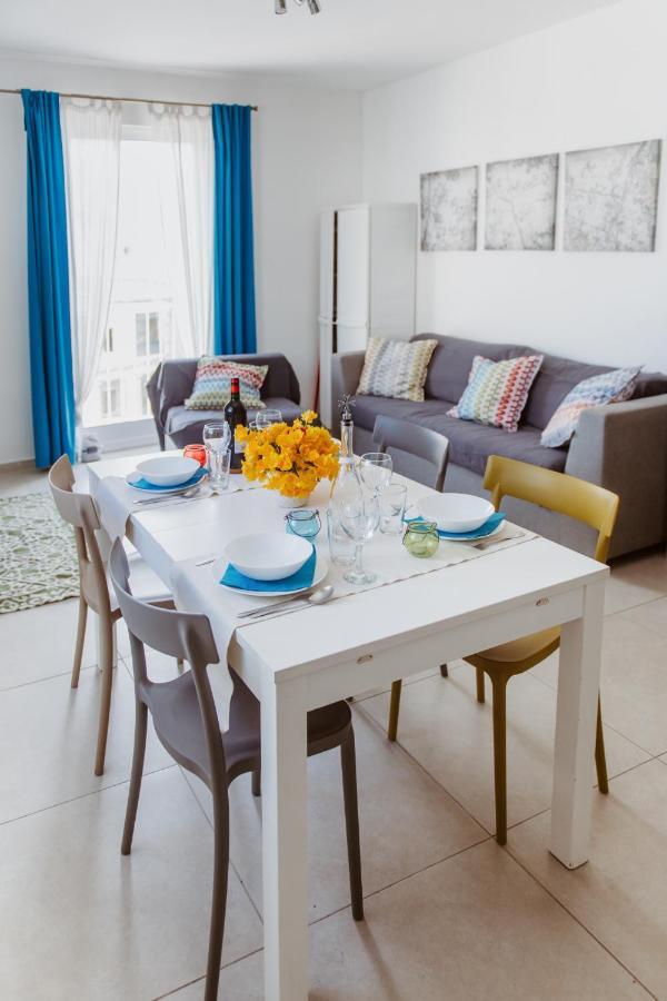 Sliema, Villa Savoia Luxury Apartment For 5 Guests Gzira Esterno foto