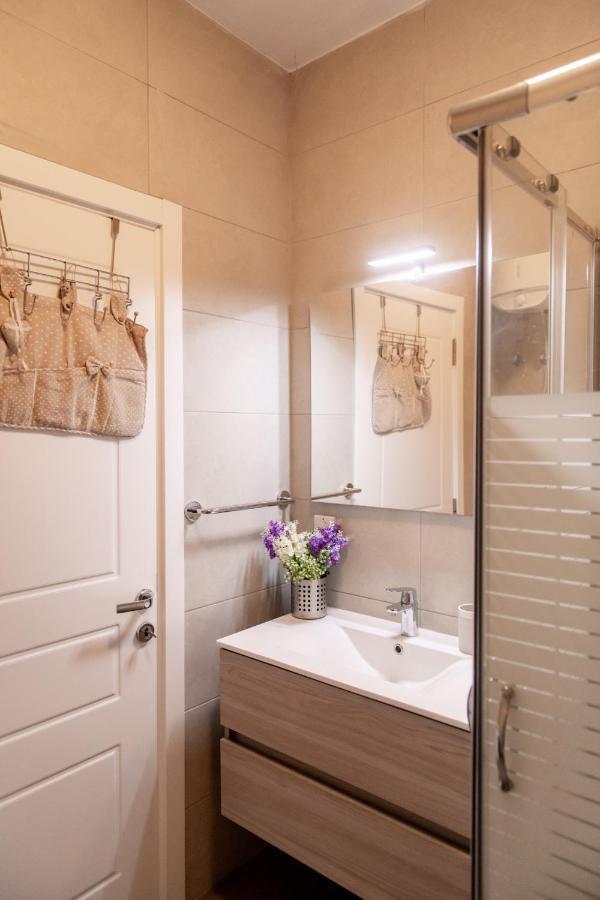 Sliema, Villa Savoia Luxury Apartment For 5 Guests Gzira Esterno foto